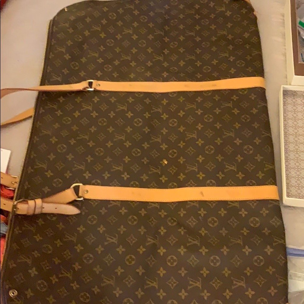 Garment bag